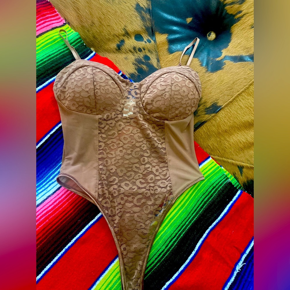 Nude cami bodysuit adjustable straps padded lace front
